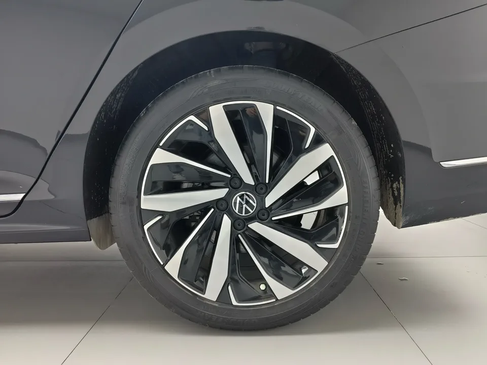 Volkswagen Passat 2024