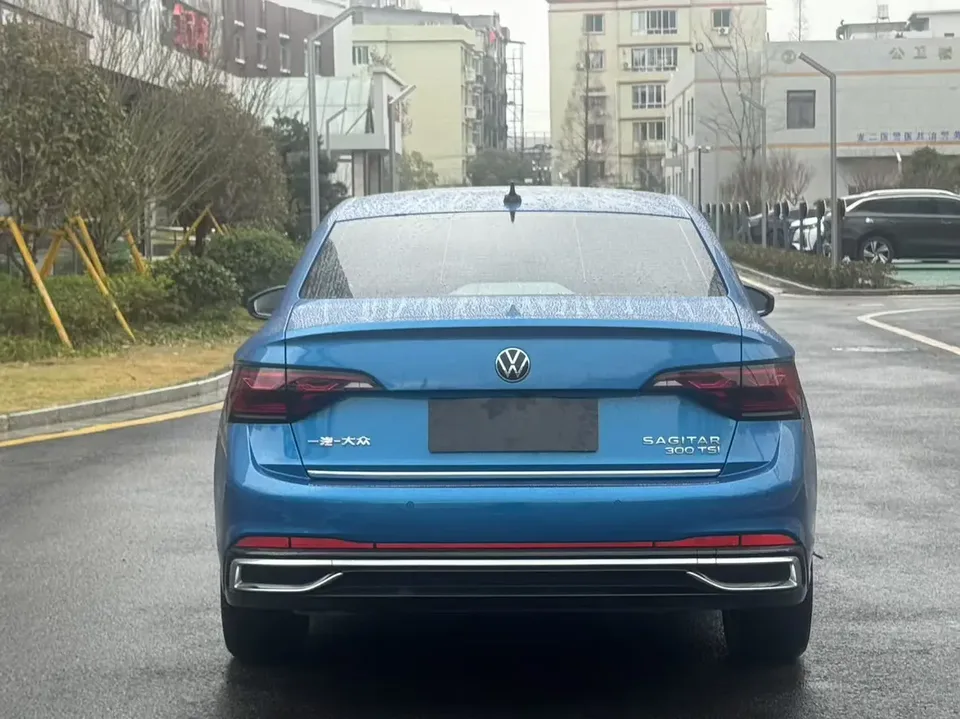 Volkswagen Sagitar 2023 Sagitar 300TSI DSG Excellence Edition 2024 — миниатюра 4