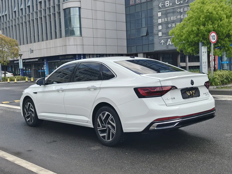 Volkswagen Sagitar Sagitar 300TSI DSG Beyond Edition 2024 — миниатюра 4