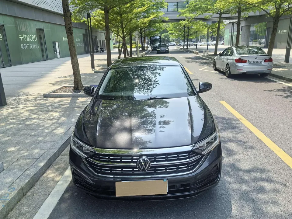Volkswagen Sagitar 2023