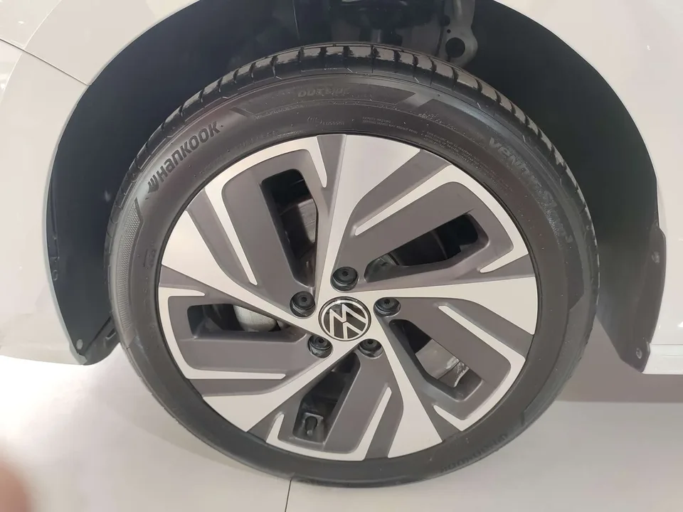 Volkswagen Bora 300TSI DSG Premium Edition 2023 — миниатюра 2