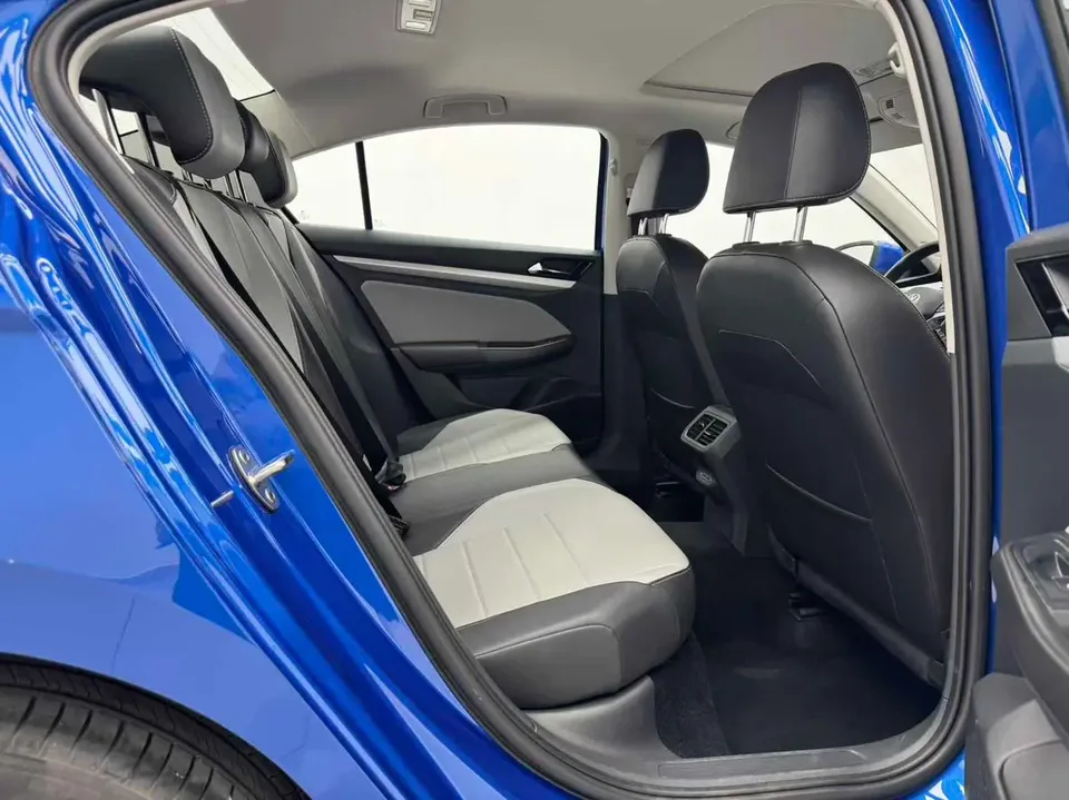 Volkswagen Bora Bora 2023 200TSI DSG Intelligent Driving Edition 2022 — thumbnail 5