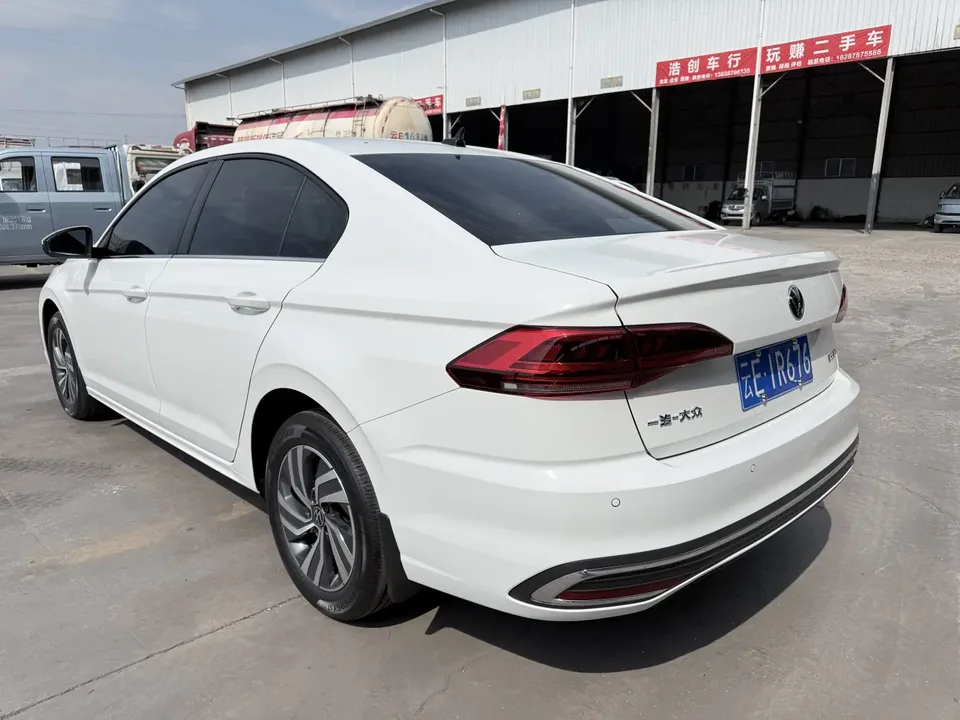 Volkswagen Bora 2026 Volkswagen Bora 200TSI DSG Joyful Navigation Edition 2026 — миниатюра 2