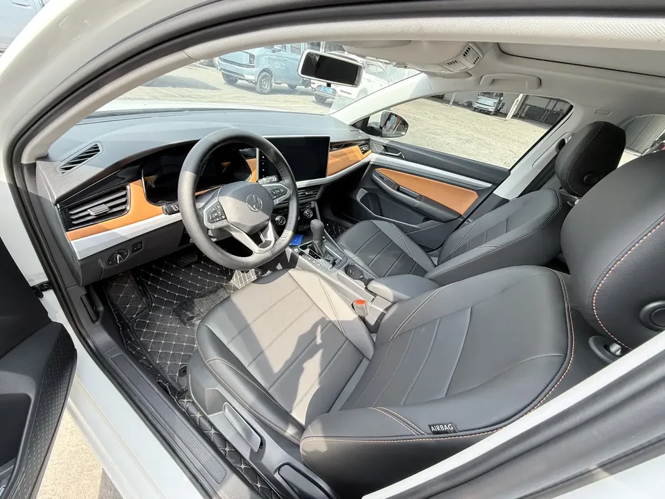 Volkswagen Bora 2026 Volkswagen Bora 200TSI DSG Joyful Navigation Edition 2026 — миниатюра 5