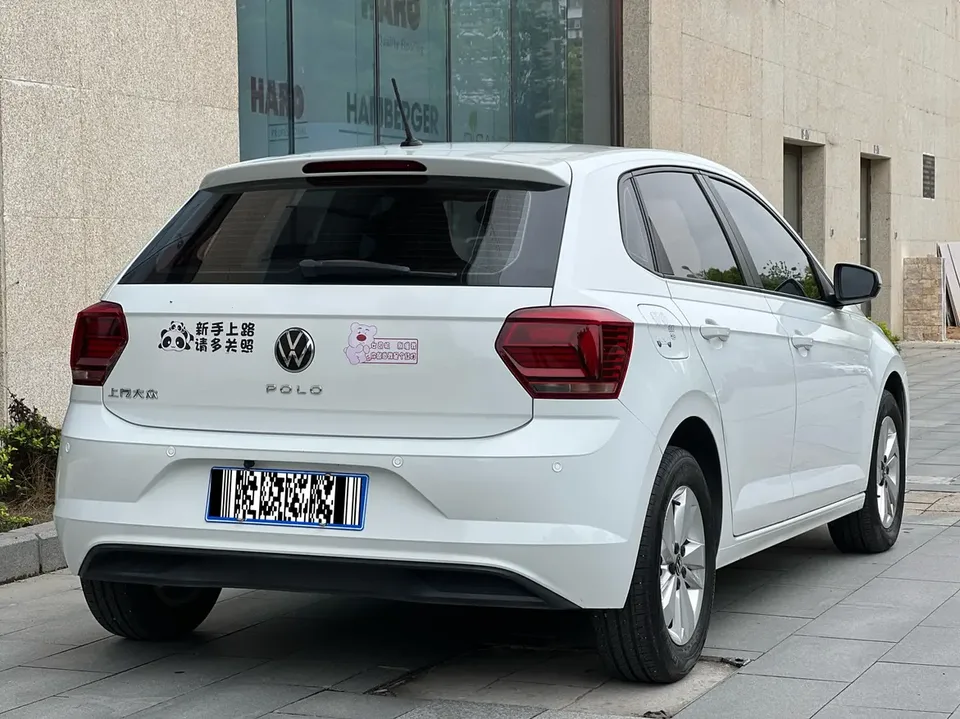 Volkswagen Polo Polo 2023 facelift Plus 1.5L Automatic Indulgence Edition 2023 — thumbnail 2