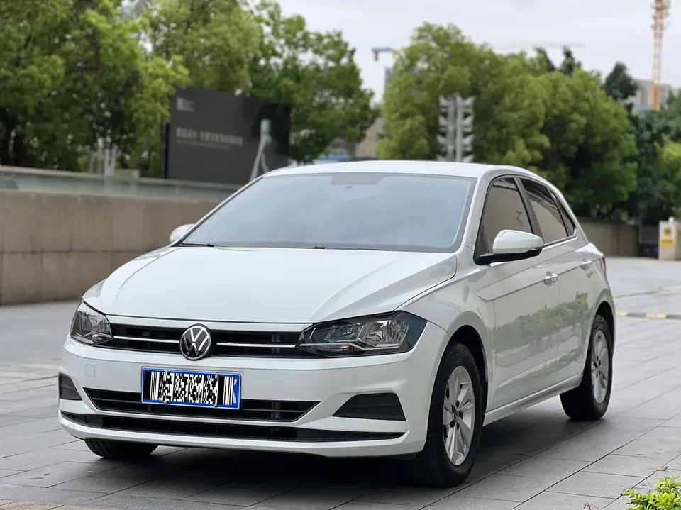 Volkswagen Polo Polo 2023 facelift Plus 1.5L Automatic Indulgence Edition 2023 — photo 1, buy with delivery to Moscow