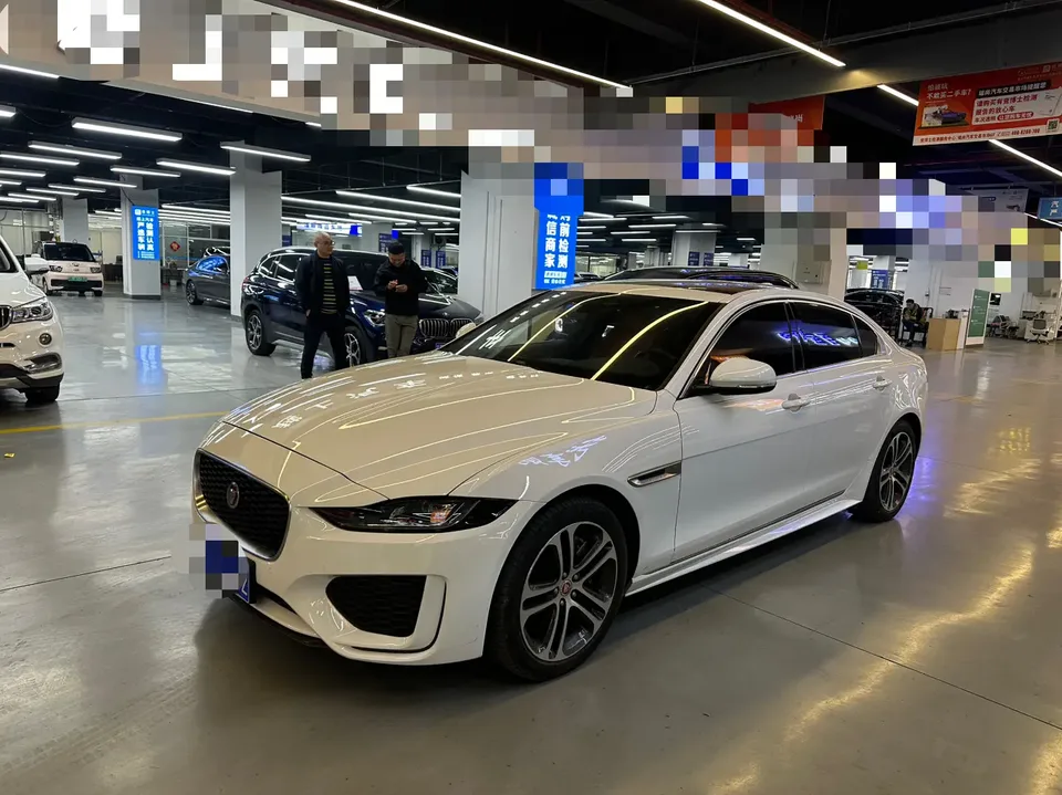 Jaguar XEL Jaguar XEL 2024 2.0T 250PS R-DYNAMIC S Progressive Sports Edition 2024 — photo 1, buy with delivery to Moscow