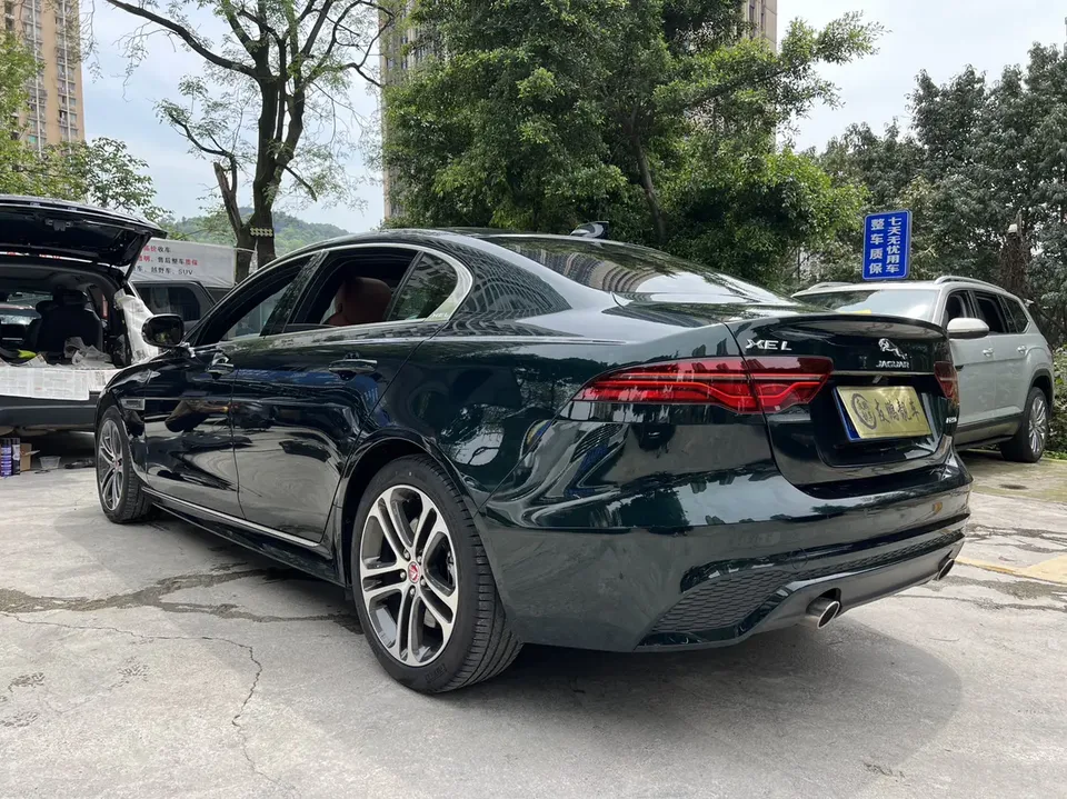 Jaguar XEL Jaguar XEL 2024 2.0T 250PS R-DYNAMIC S Progressive Sports Edition 2024 — thumbnail 2
