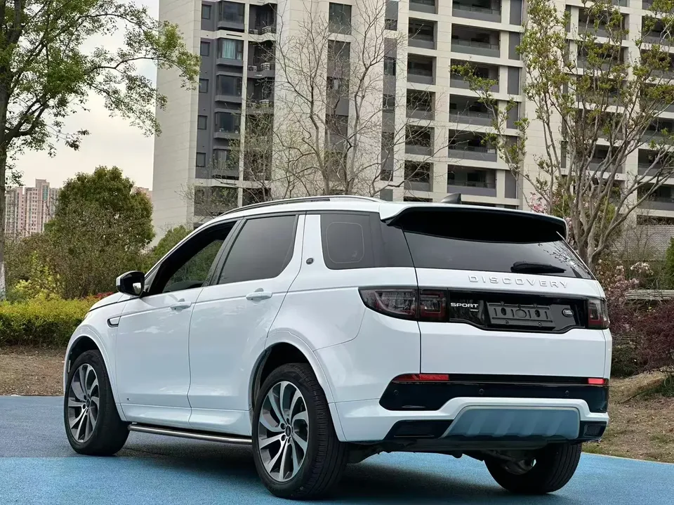 Land Rover Discover Sports Discover Sports 2022 Modified 249PS Metropolitan Edition 2023 — thumbnail 4