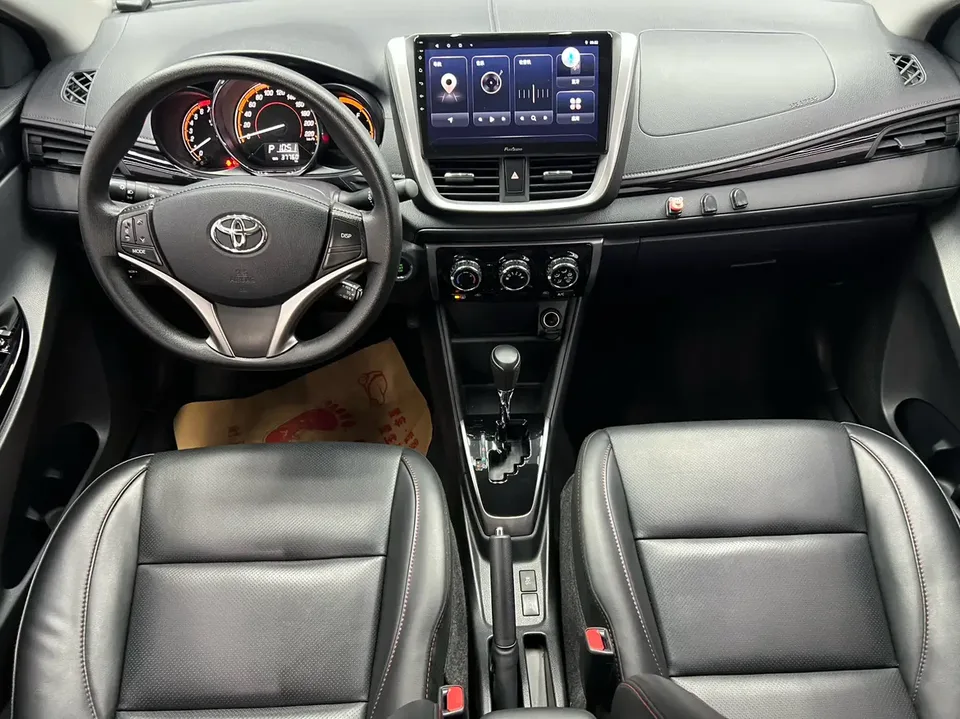 Toyota Yaris L YARiS L Zhixuan 2022 Zhixuan X 1.5L CVT luxury PLUS version 2022 — миниатюра 2