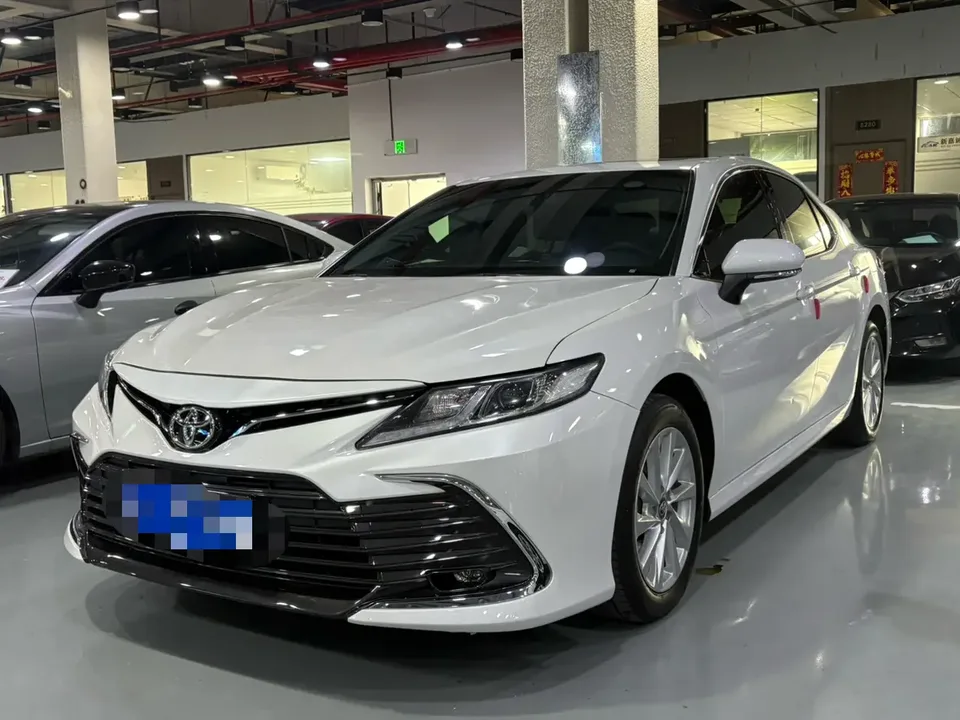 Toyota Camry 2023