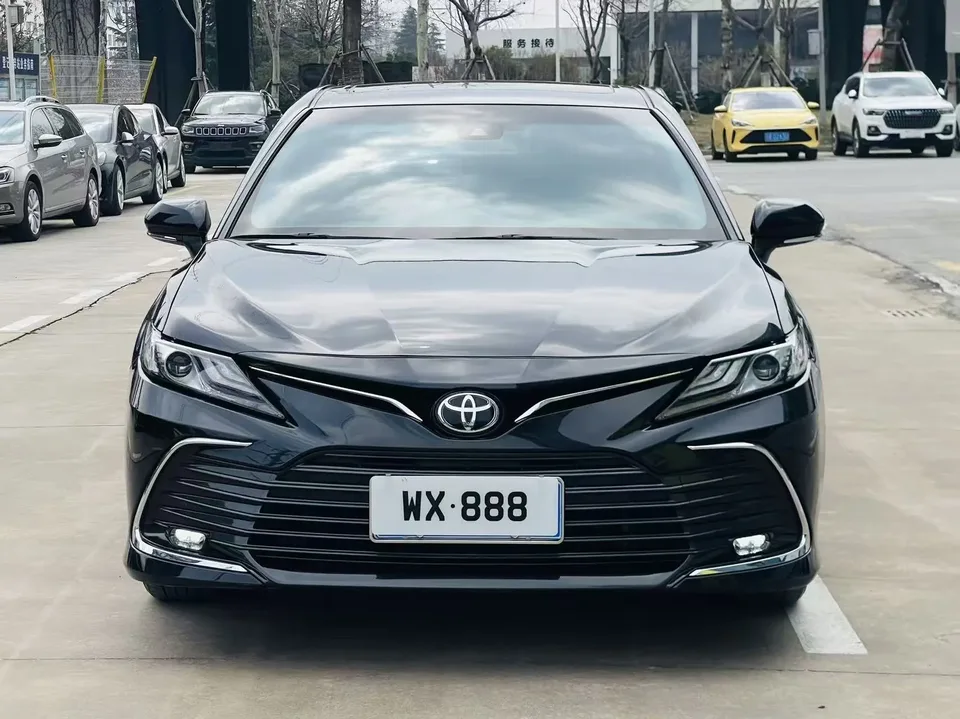 Toyota Camry 2023