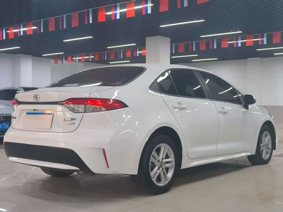 Toyota Levin 2022 Lelink 185T CVT Luxury Edition 2022 — миниатюра 4