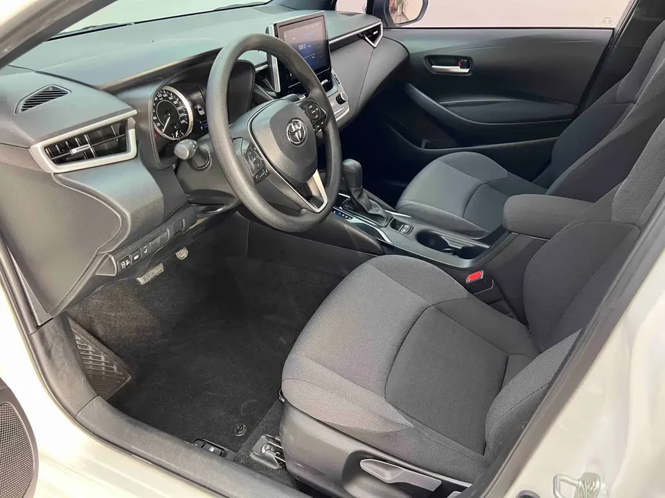 Toyota Levin 2021 Corolla 185T CVT Luxury Edition 2022 — миниатюра 2