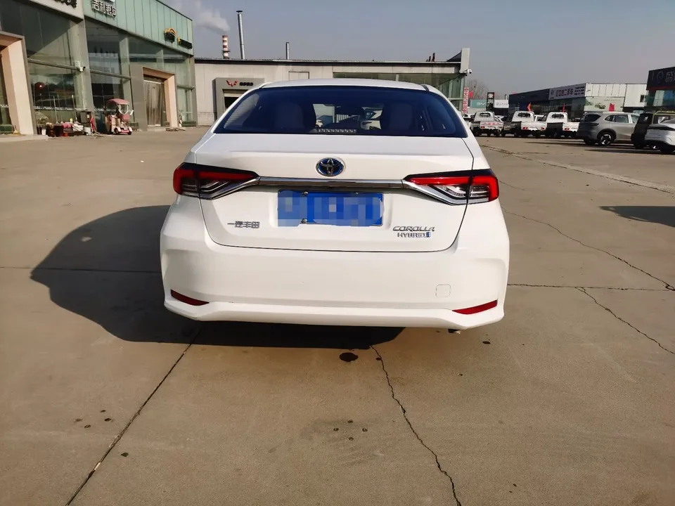 Toyota Corolla Corolla 2023 Intelligent Electric Hybrid Dual Engine 1.8L E-CVT Elite Edition 2023 — thumbnail 2