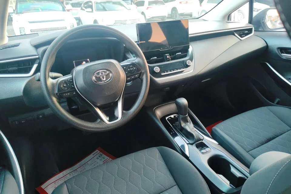 Toyota Corolla Intelligent Electric Hybrid Dual Engine 1.8L E-CVT Pioneer Edition 2024 — миниатюра 2