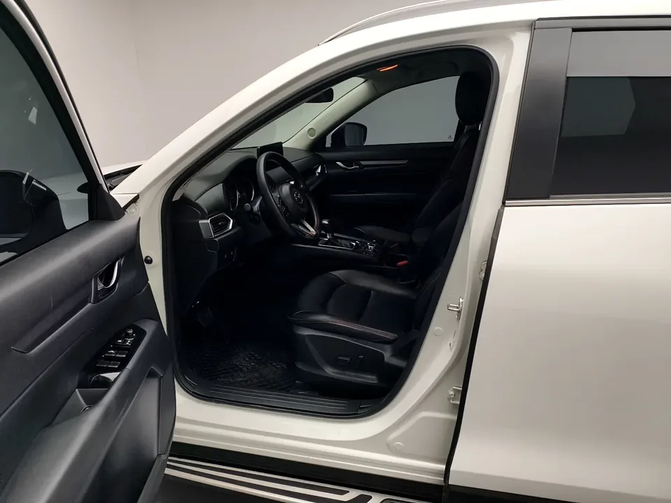 Mazda CX-5 Mazda CX-5 2022 2.0L Automatic 2WD Comfort 2023 — thumbnail 4