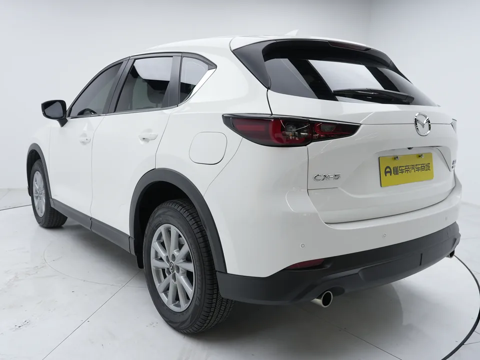 Mazda CX-5 Mazda CX-5 2024 2.0L Automatic 2WD Comfort 2024 — photo 1, buy with delivery to Moscow