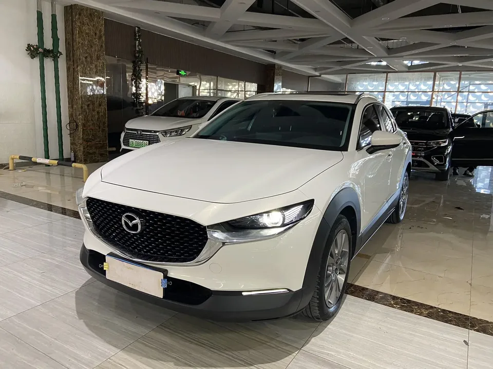Mazda CX-30 Mazda CX-30 2022 2.0L Automatic Jiayue Edition 2022 — photo 1, buy with delivery to Moscow