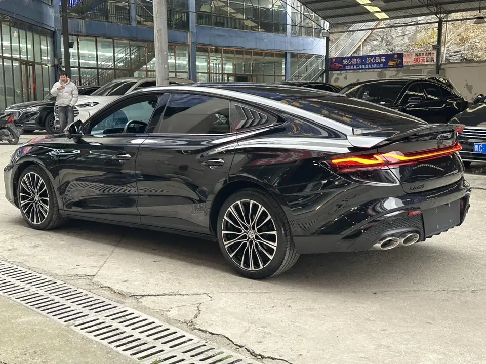 MG 7 2.0T Automatic Beauty Hunter Premium Edition 2023 — миниатюра 4