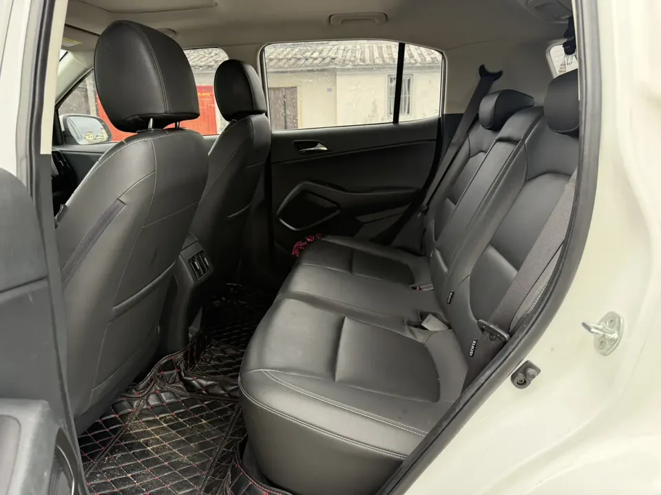 Hyundai ix35 Hyundai ix35 2021 2.0L Automatic 2WD Leading Edition GLS 2022 — миниатюра 4