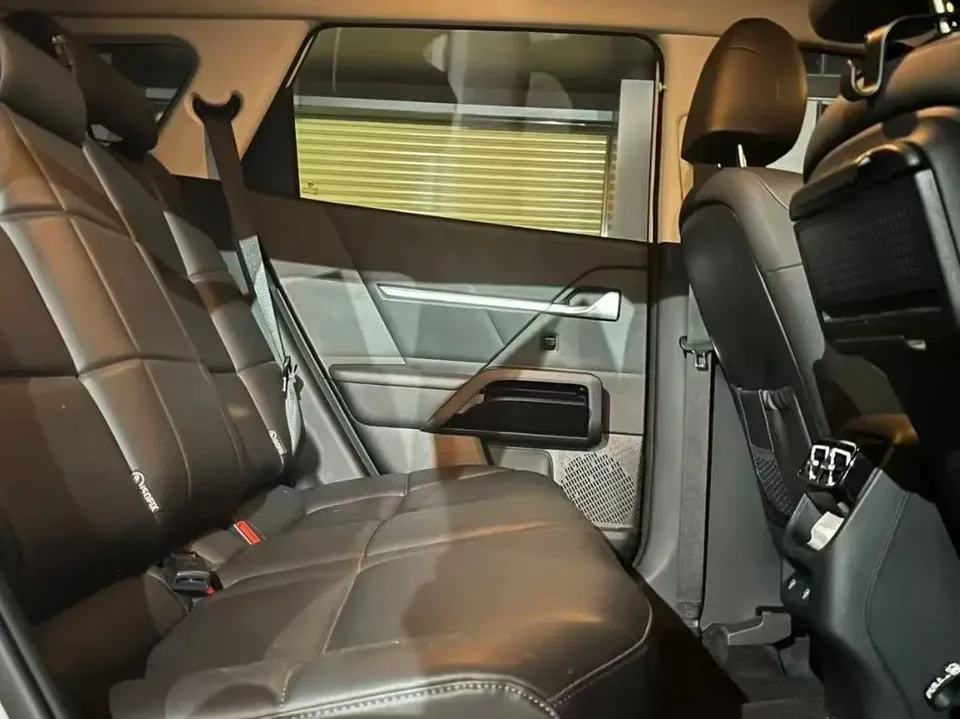Hyundai ix35 Musa 2.0L Deluxe Edition DLX 2024 — миниатюра 3