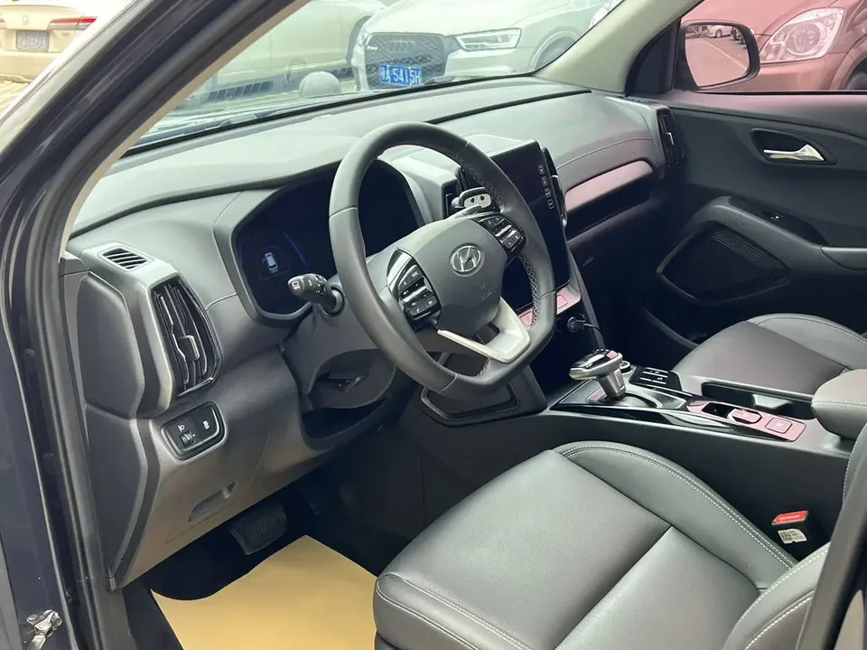Hyundai ix35 Hyundai ix35 2021 2.0L Automatic 2WD Leading Edition GLS 2023 — миниатюра 5