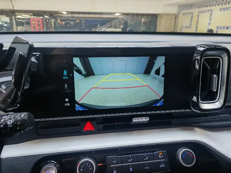 Hyundai ix35 Musa 2.0L Deluxe Edition DLX 2023 — миниатюра 4