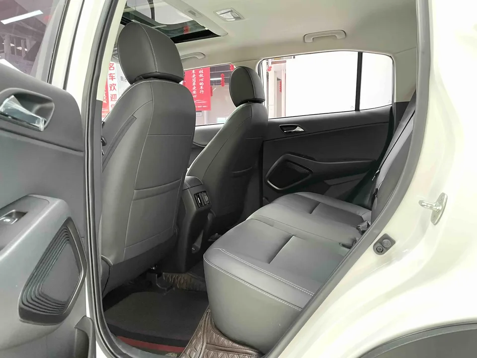 Hyundai ix35 Hyundai ix35 2021 240T GDi DCT 2WD Leading Edition GLS 2022 — миниатюра 4