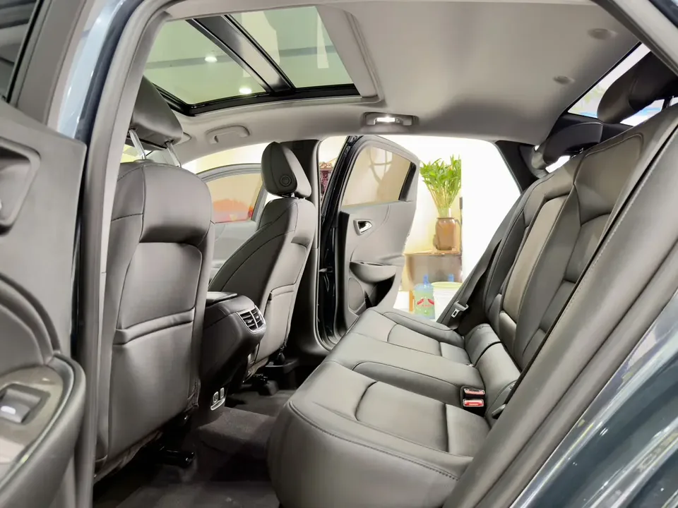 Chevrolet Malibu Xl Malibu XL 2022 535T Automatic Sharp Edition 2023 — миниатюра 4