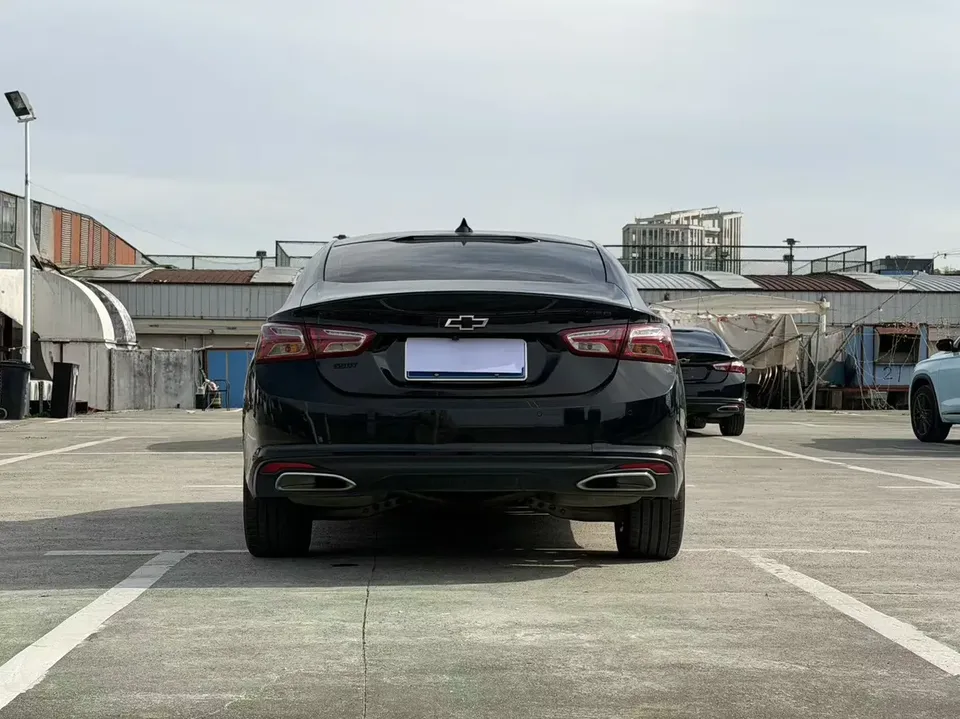 Chevrolet Malibu Xl Redline 2.0T Redline Edition 2023 — миниатюра 2