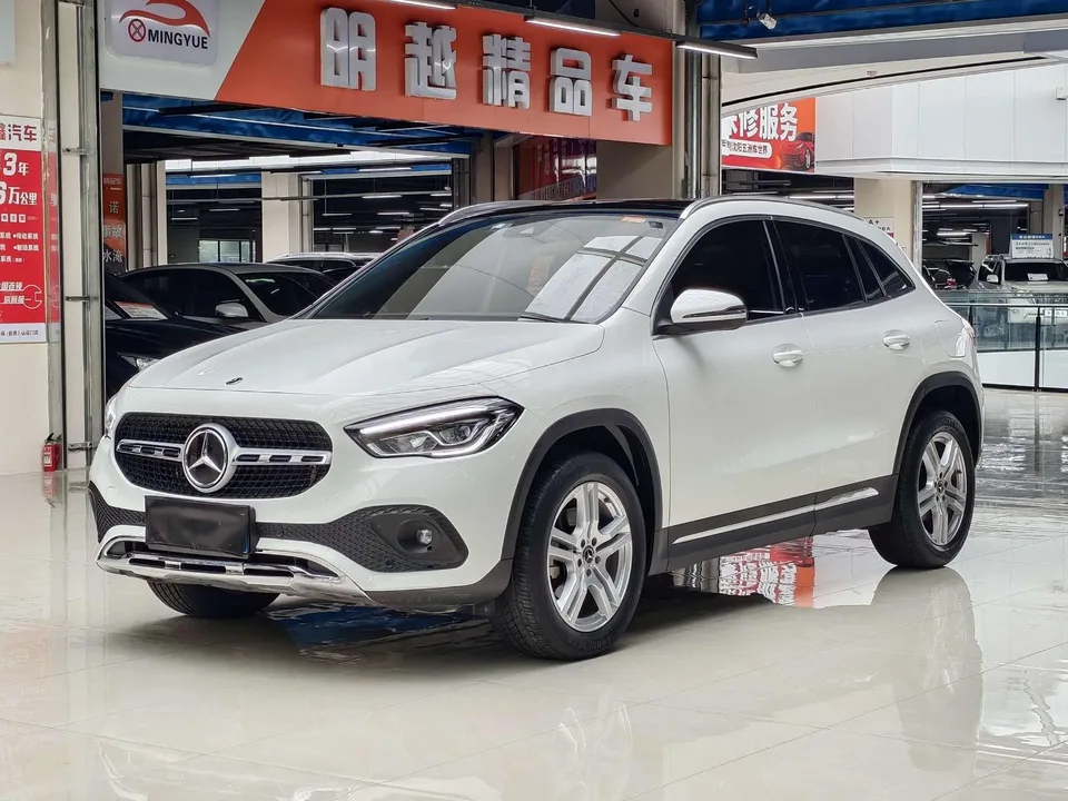 Mercedes-Benz GLA 2023