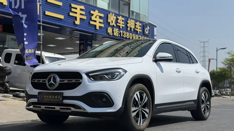 Mercedes-Benz GLA 2022