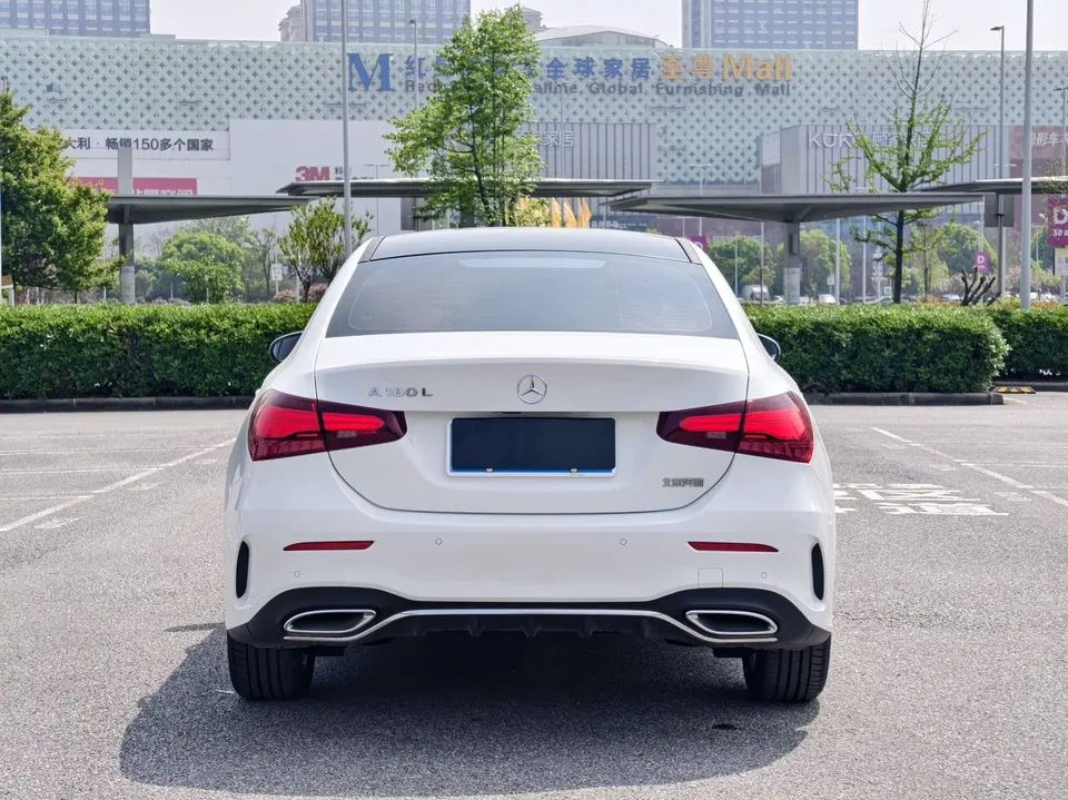 Mercedes-Benz Mercedes Benz A Class Mercedes-Benz A-Class 2023 A 180 L 2023 — миниатюра 2