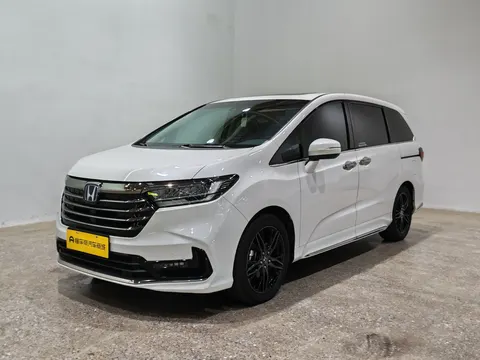 Honda Odyssey 2023 купить в Москве