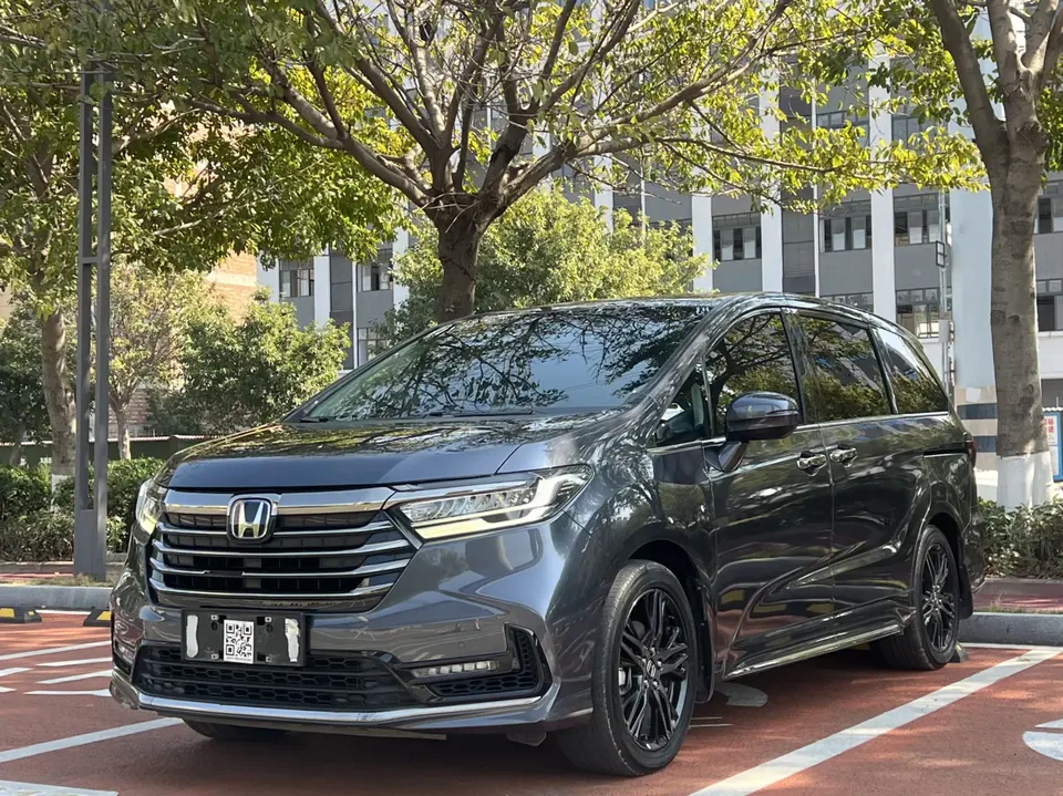 Honda Odyssey Odyssey 2022 Odyssey 2022 2.0L Rui Yaoxiang Edition 2023 — photo 1, buy with delivery to Moscow