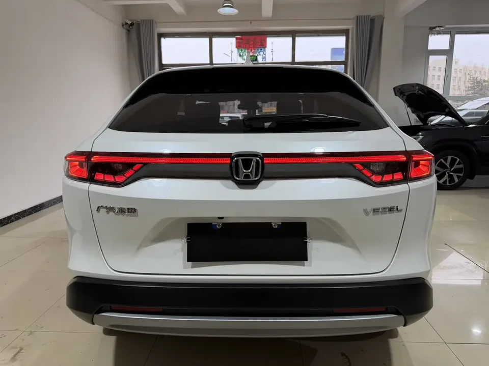 Honda VEZEL 1.5L CVT technology version 2023 — миниатюра 2