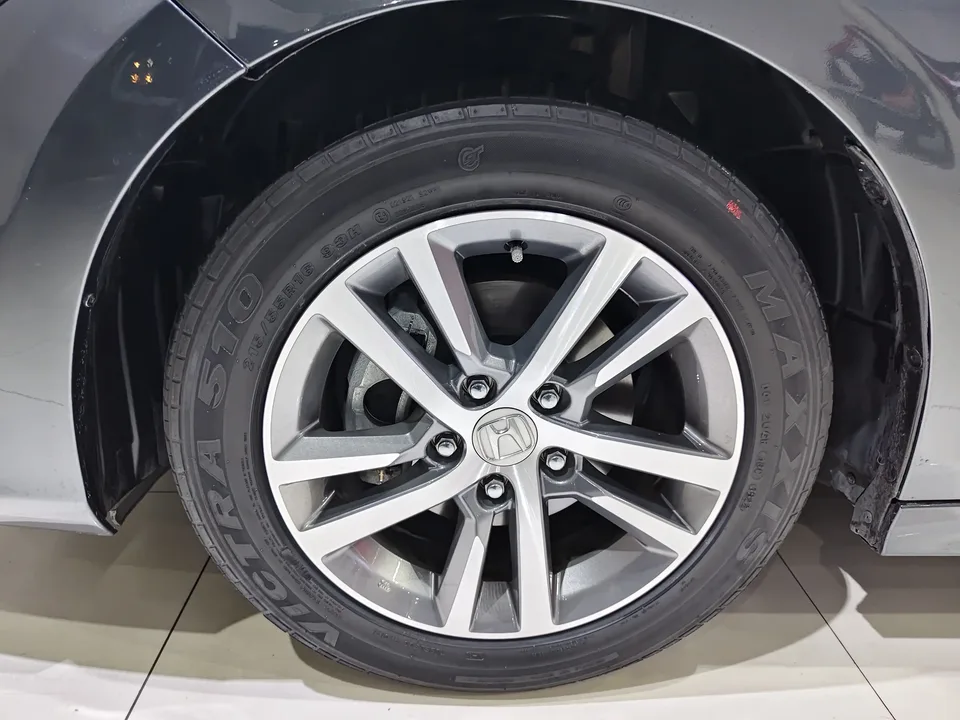 Honda CIVIC 2022 Civic 240TURBO CVT Dynamic Edition 2023 — миниатюра 3