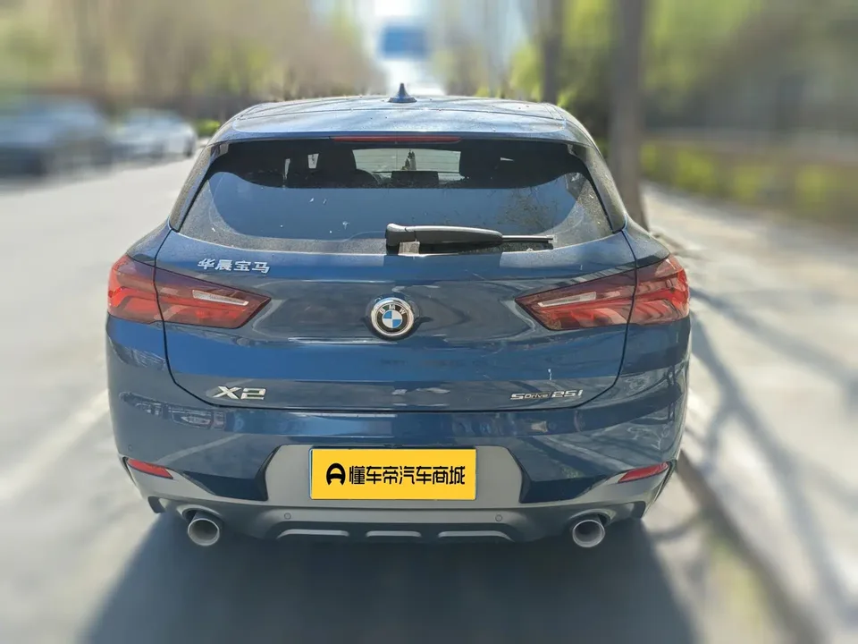 BMW X2 BMW X2 2023 sDrive25i M Off-Road Package 2023 — миниатюра 5
