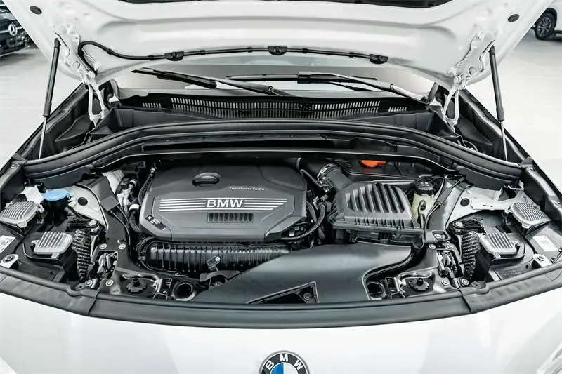 BMW X2 BMW X2 2023 sDrive25i M Sport Night Edition 2023 — миниатюра 2
