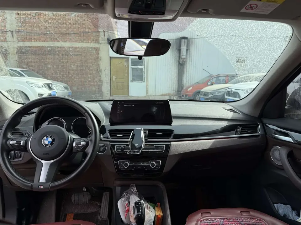 BMW X1 BMW X1 2022 sDrive25Li Leading Edition 2022 — миниатюра 5