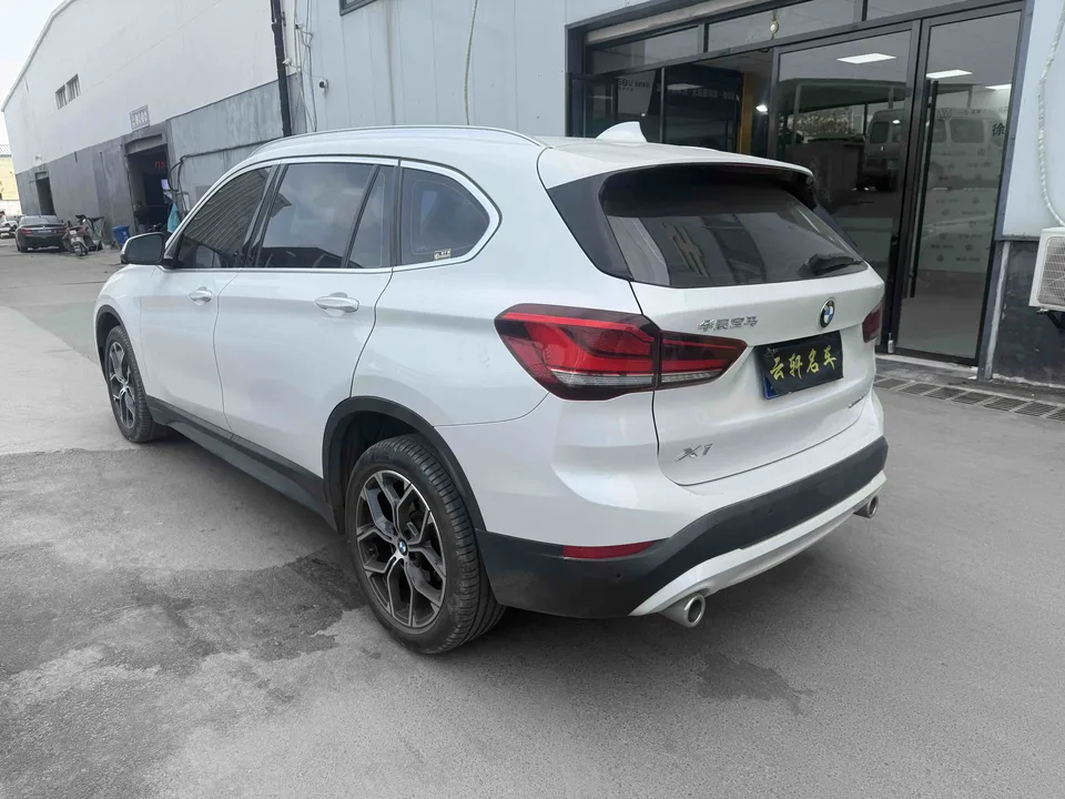 BMW X1 BMW X1 2022 sDrive25Li Leading Edition 2023 — миниатюра 4