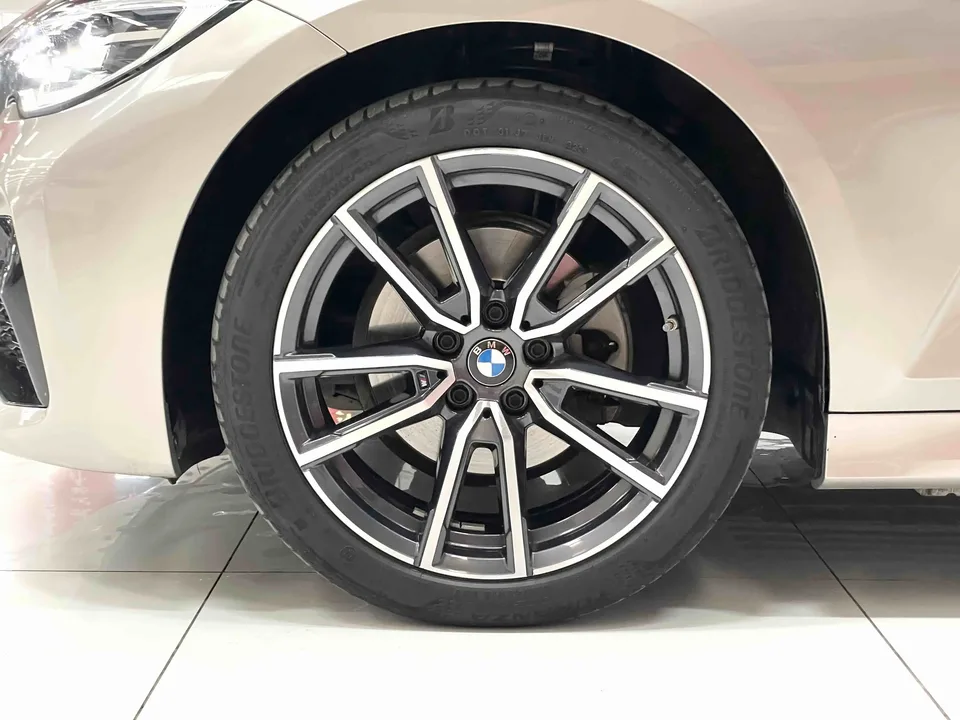 BMW 3 Series BMW 3 Series 2022 320Li M Sport Package 2022 — миниатюра 3