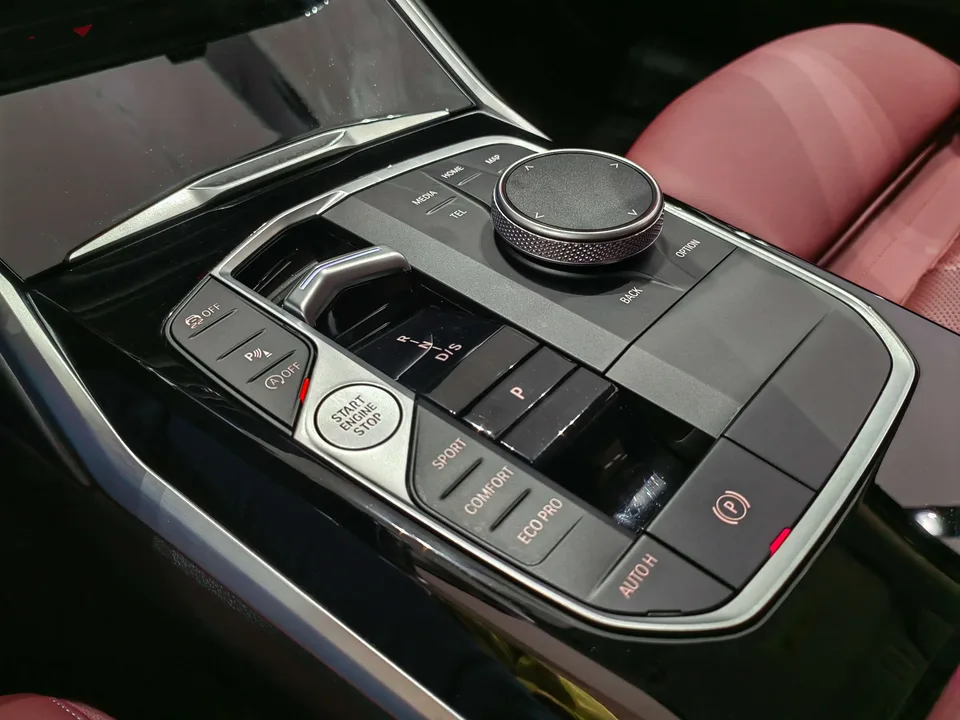 BMW 3 Series BMW 3 Series 2023 320Li M Sport Package 2024 — миниатюра 5