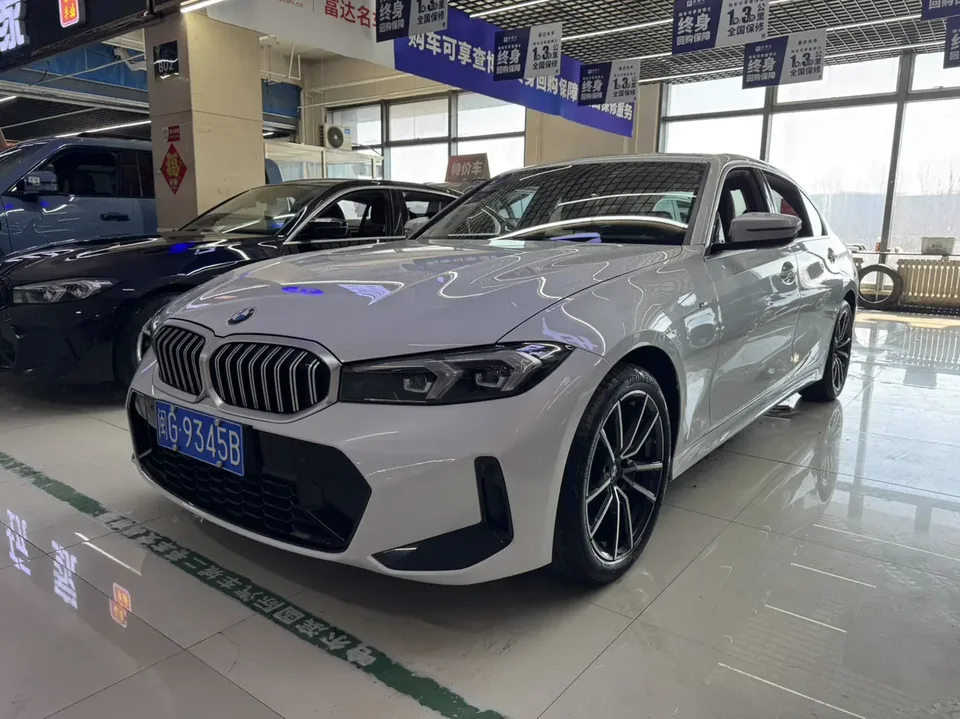 BMW 3 Series 2023