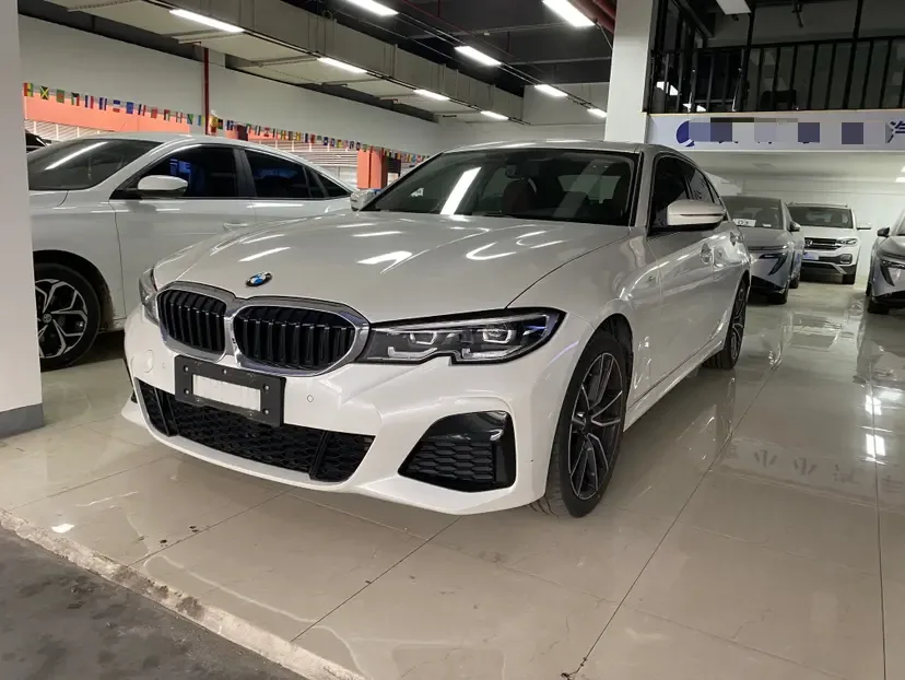 BMW 3 Series 2022
