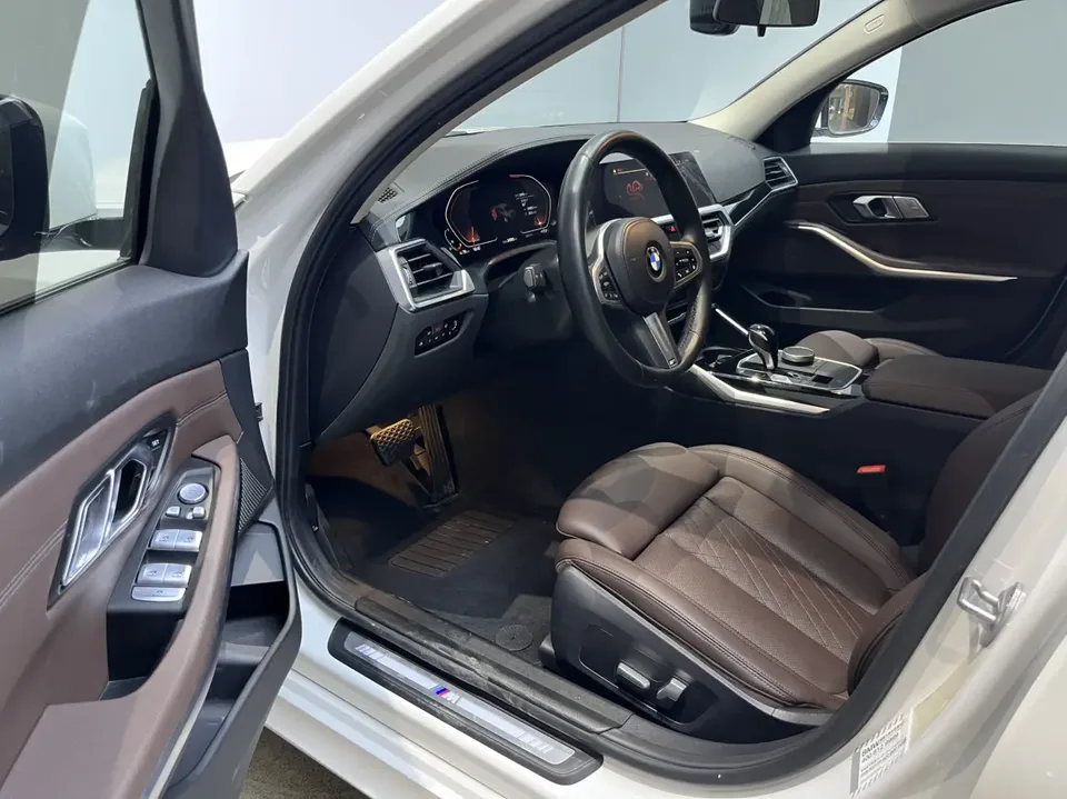 BMW 3 Series facelift 320Li M Sport package 2022 — миниатюра 5
