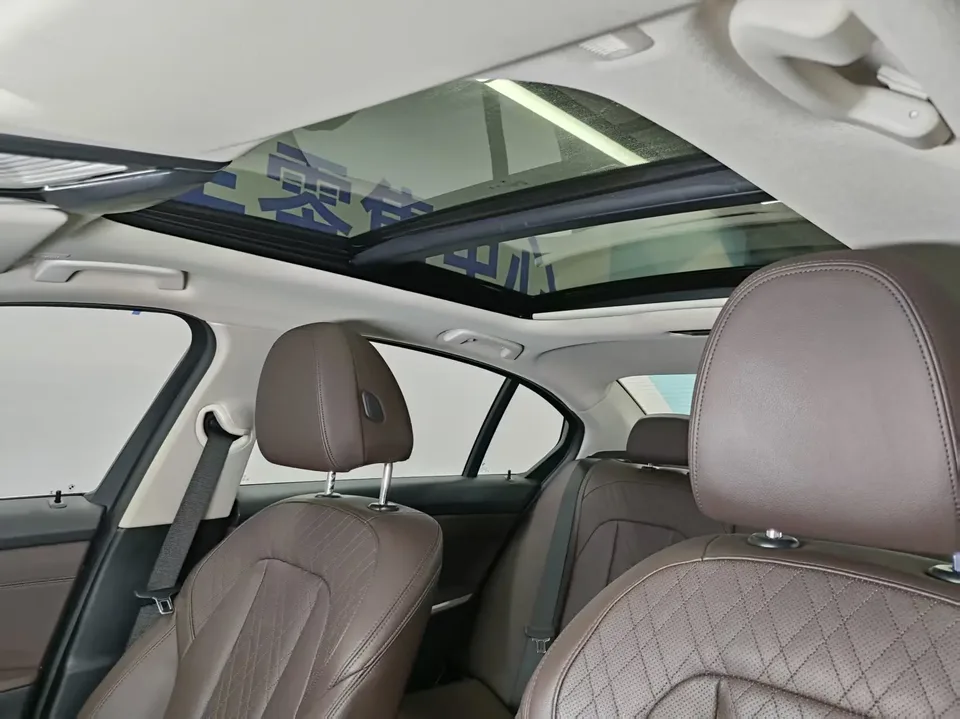 BMW 3 Series BMW 3 Series 2023 320Li M Sport Package 2023 — миниатюра 4