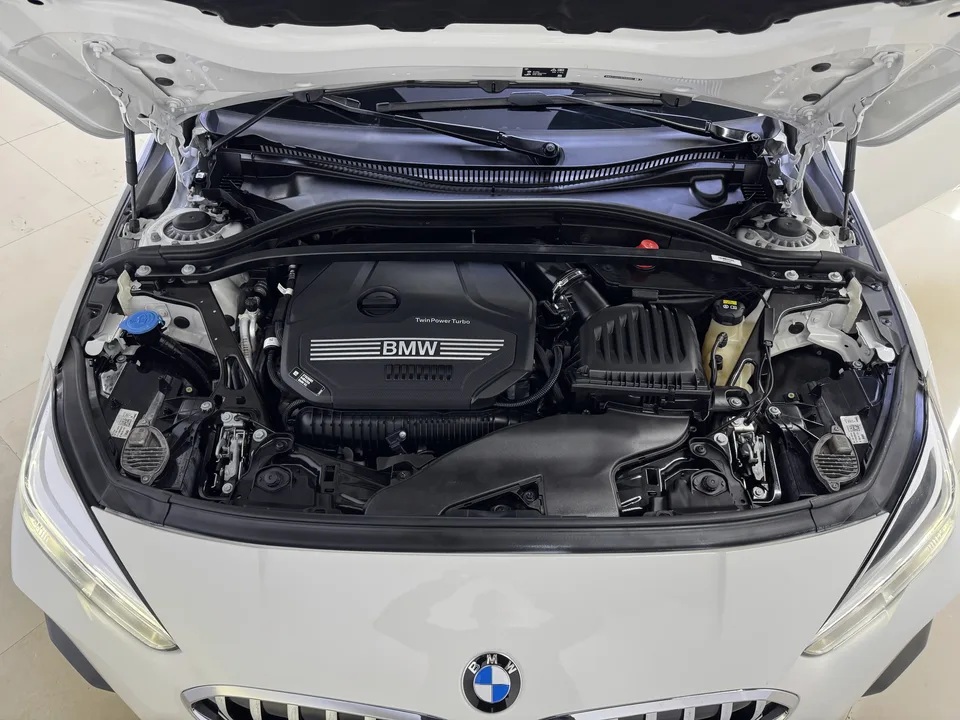 BMW 2 Series 225i Four-Door Coupe M Sport Package 2022 — миниатюра 5