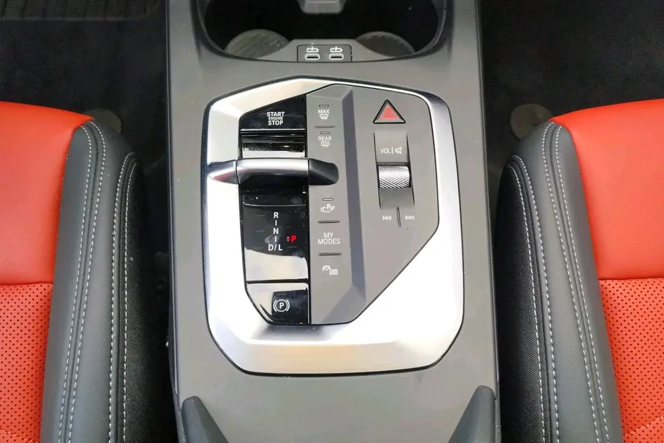 BMW 2 Series 225L M Sports Package 2025 — миниатюра 3